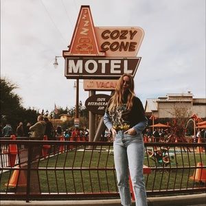 Meet your Posher, Emma jean